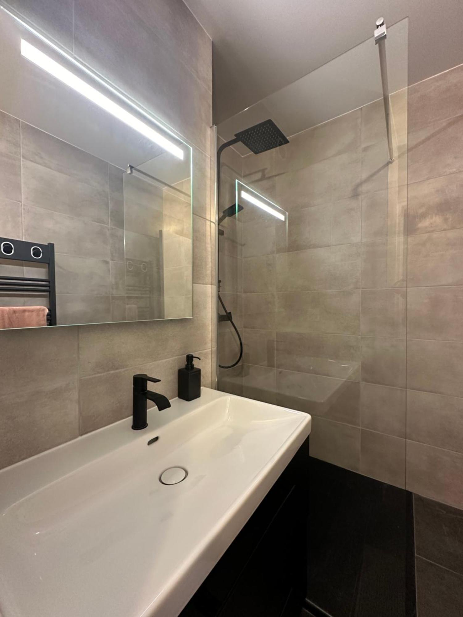 Appartement Proche Paris-Aeroport Cdg-Gare-Disney Villiers-le-Bel Extérieur photo